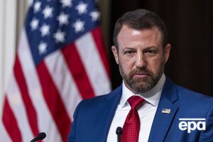 "Ми втратили правий двигун". Літак із міністром внутрішньої безпеки США загорівся під час польоту