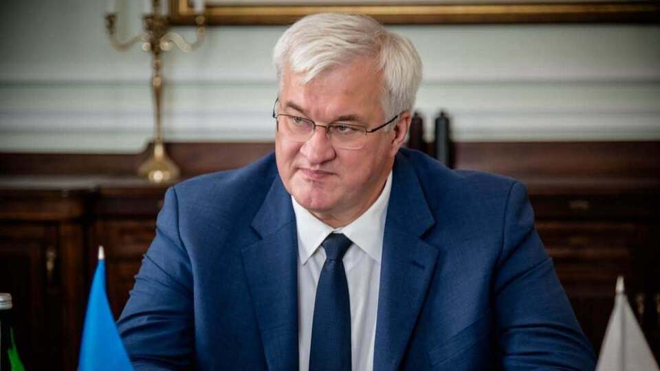 Сибіга заінтригував заявою про мирні зусилля і порадив стежити за новинами