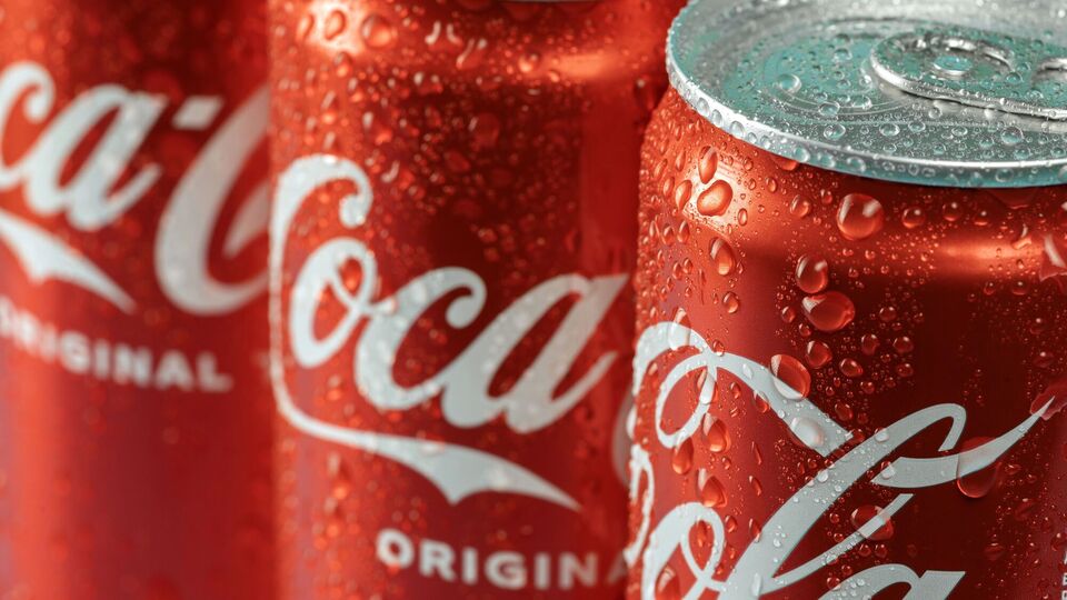 Coca-Cola стала "врагом". Зеленский заявил об ударе России по заводу компании