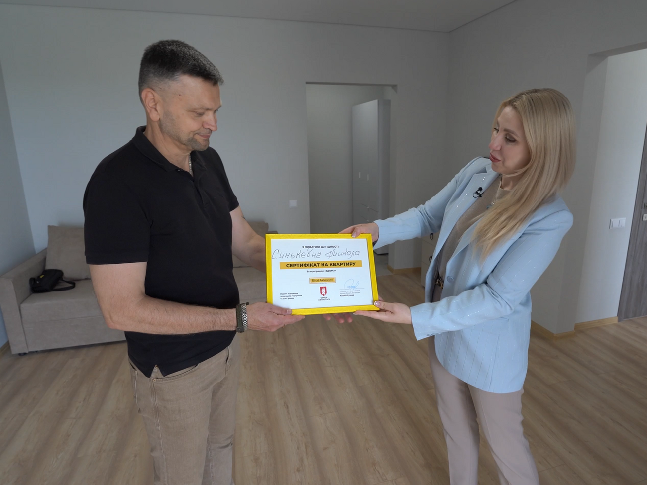 Захисник Маріуполя Микола Синькевич, який провів 995 днів у російському полоні, отримав квартиру