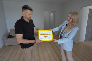 Захисник Маріуполя Микола Синькевич, який провів 995 днів у російському полоні, отримав квартиру