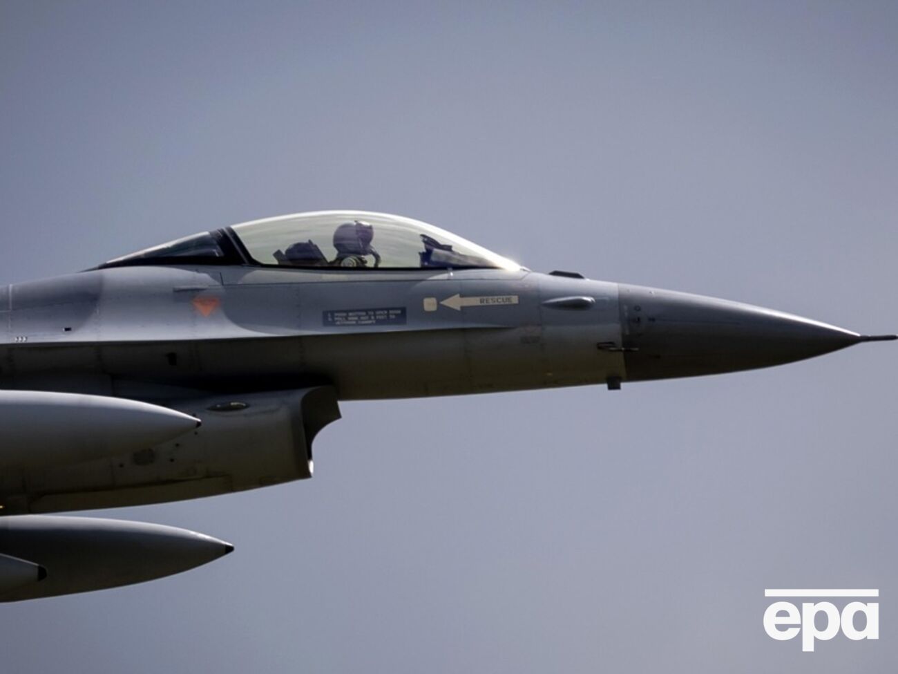 "Це провал". WSJ розповіла про надзвичайну ситуацію з українськими F-16, яка виникла через компанію в Бельгії
