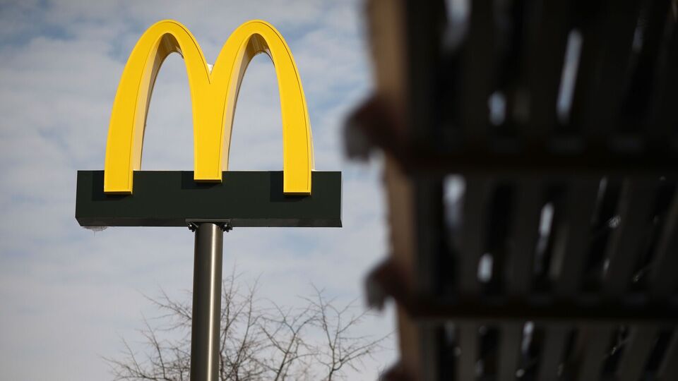 McDonald's сокращает меню во всех своих украинских заведениях