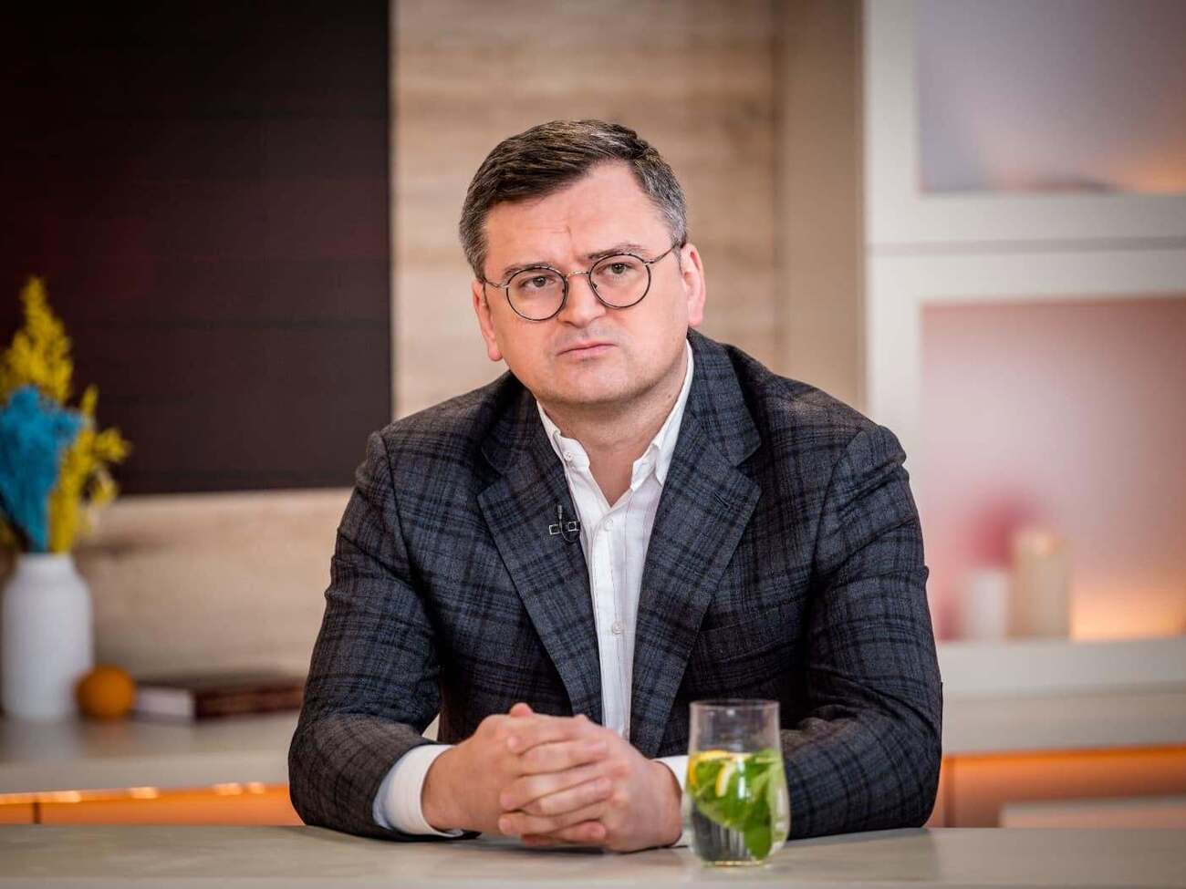 "Як це так? Ганьба!" Кулеба розповів, скільки заробляв на посаді міністра закордонних справ