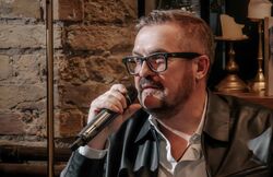 Александр Пономарев, который скрывал личную жизнь, впервые появился на публике со своей возлюбленной. Фото