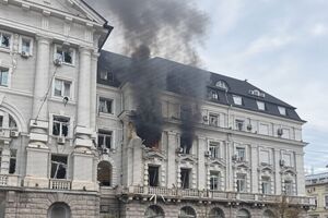 Советник Зеленского об атаке на СБУ: Понимаем, кто и откуда