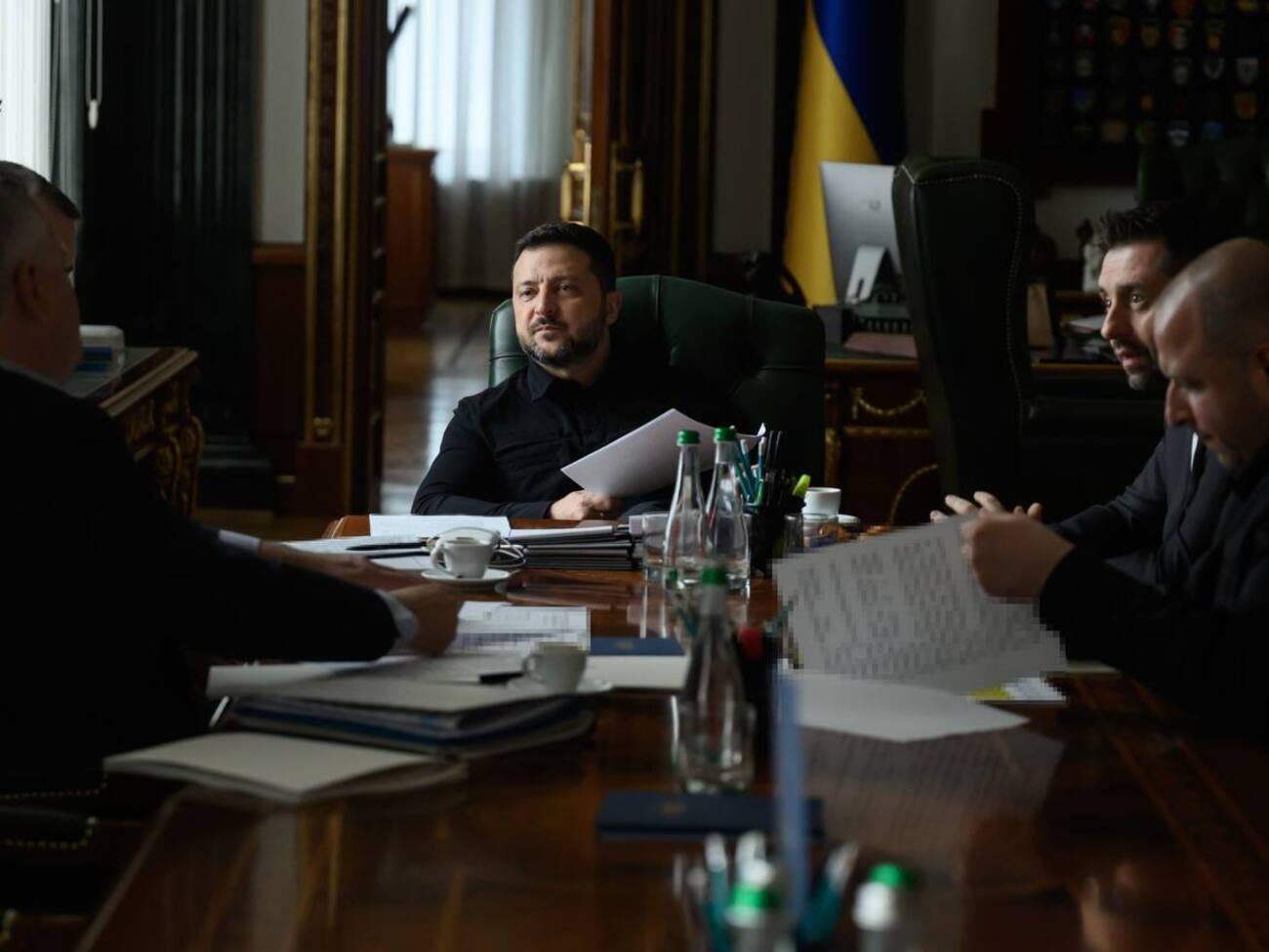 "Пропозиції підготовлені". Зеленський провів нараду до зустрічі представників Трампа