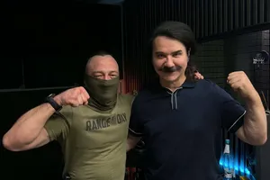 Спецпризначенець ГУР Дев’ятий і Зібров записали особливу пісню до Дня воєнної розвідки України