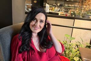 Вітвіцька показала не прикритий одягом живіт на пізньому терміні вагітності