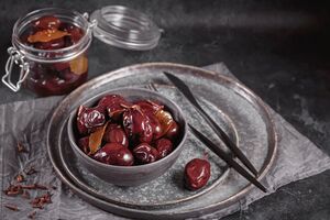 Положите это в каждую банку – и маринованные сливы будут особенно вкусными. Рецепт с секретом