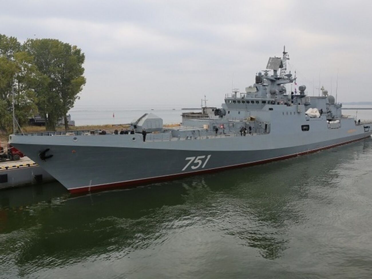 ГУР добивает российский ракетоносец "Адмирал Эссен". Каковы последствия нового удара