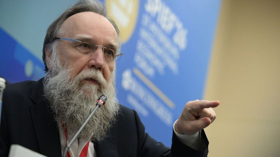 Киев будет взят в ближайшие месяцы – путинист Дугин