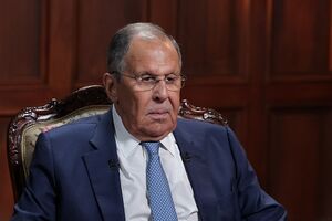 Лавров заявив, що Україна має стати "буферною зоною", і пригрозив Європі