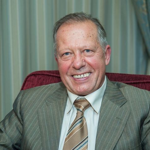 Анатолий Богданов