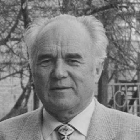 Виталий Масол