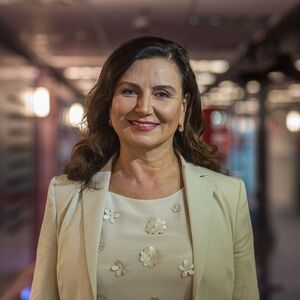 Инна БОГОСЛОВСКАЯ