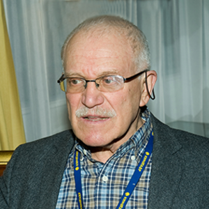Олександр Мітта