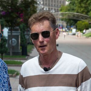 Леонид Буряк