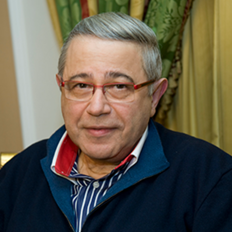 Евгений Петросян