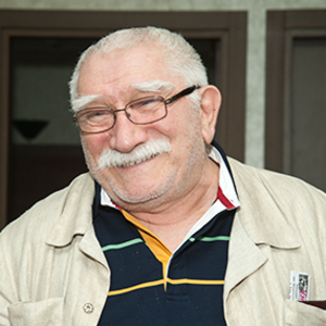 Армен Джигарханян