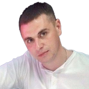 Михаил Шнайдер