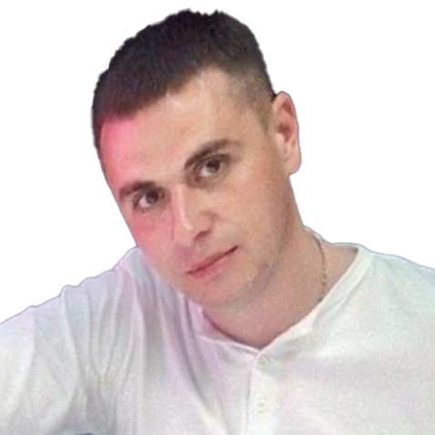 Михаил Шнайдер