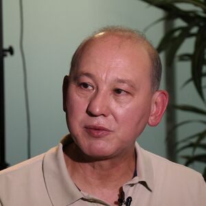 Мухтар Джакишев