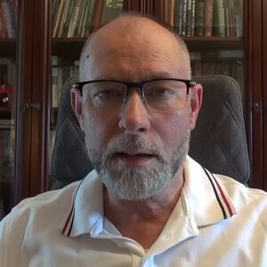 Олег ЖДАНОВ