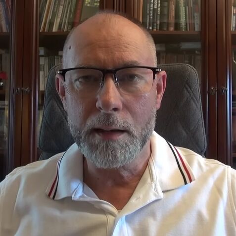 Олег Жданов