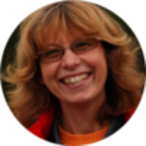 Елена Холоденко