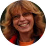 Елена Холоденко
